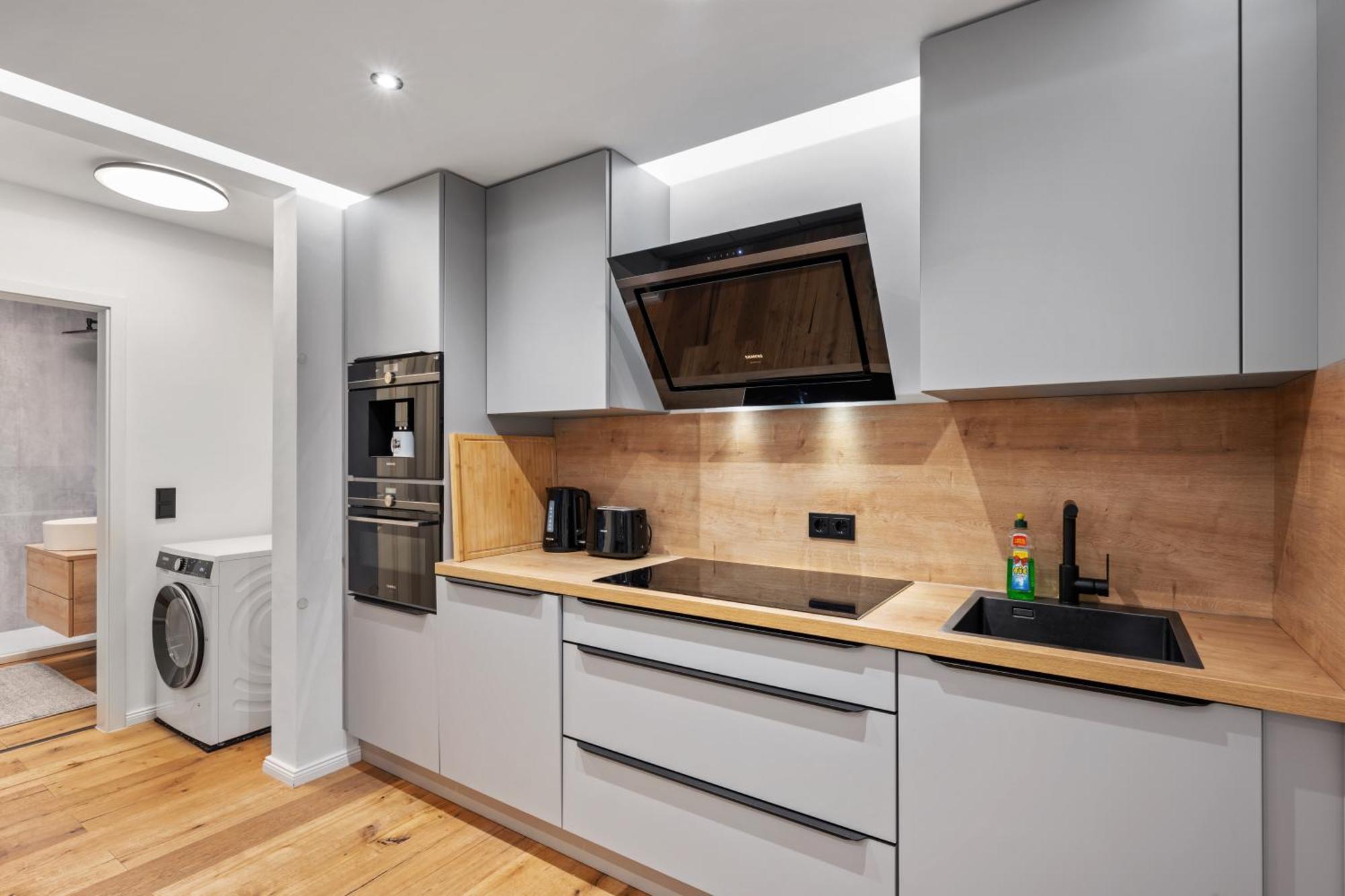 Edler Wohnraum Noble Stadtoase Mit Boxspringbett, Kaffeevollautomat, Lift & Parkplatz Κέμνιτς Εξωτερικό φωτογραφία