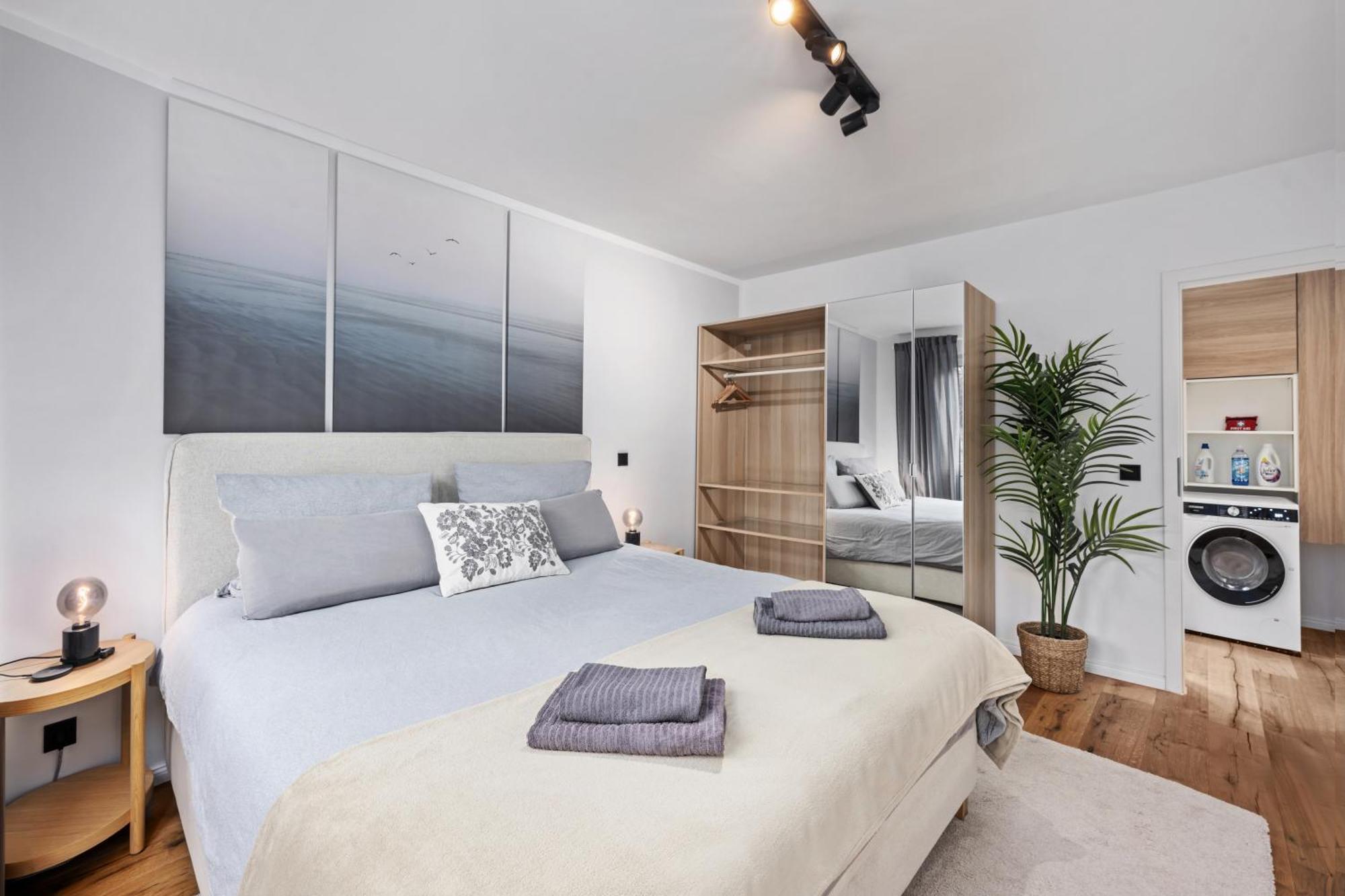 Edler Wohnraum Noble Stadtoase Mit Boxspringbett, Kaffeevollautomat, Lift & Parkplatz Κέμνιτς Εξωτερικό φωτογραφία