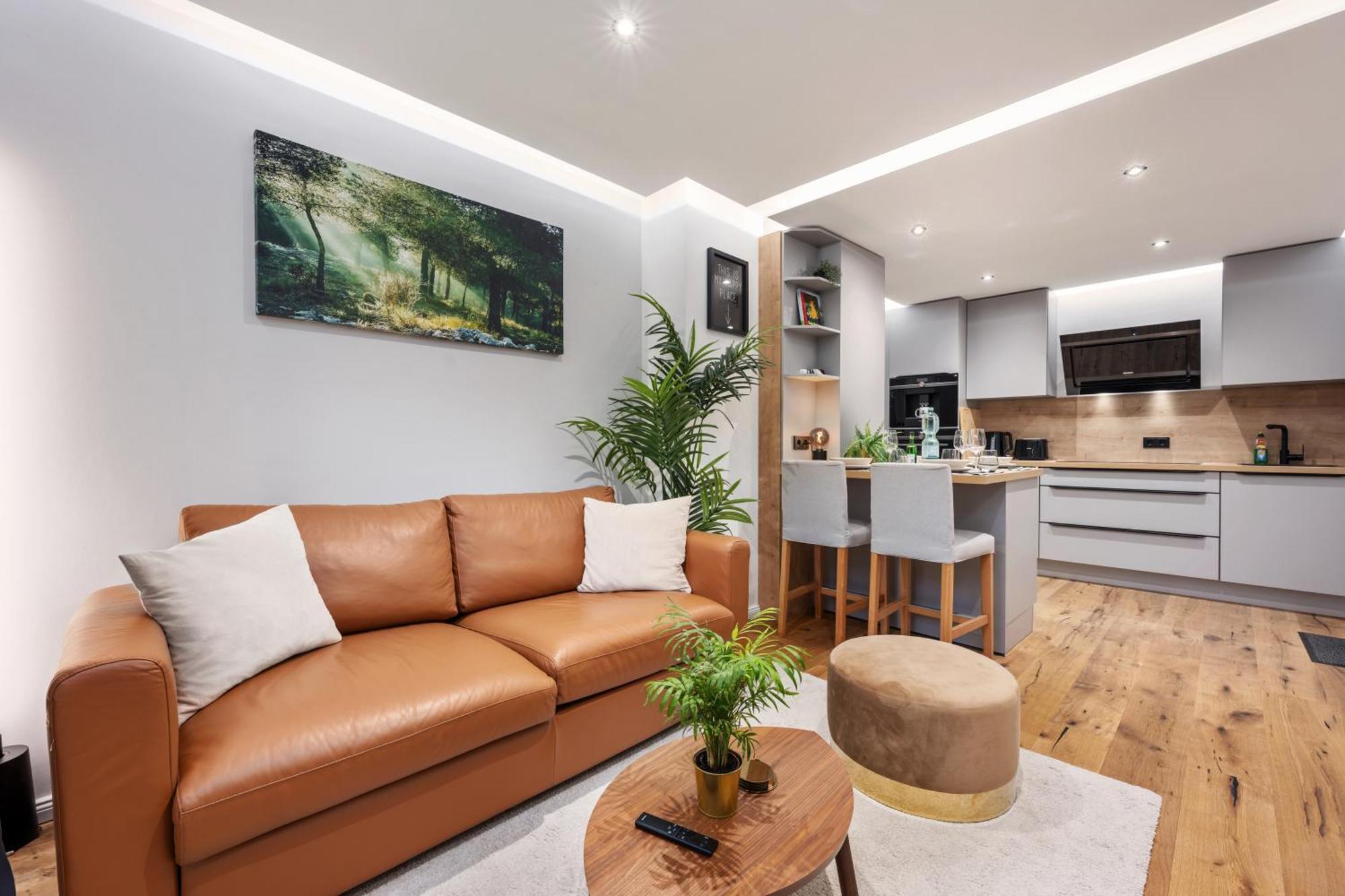Edler Wohnraum Noble Stadtoase Mit Boxspringbett, Kaffeevollautomat, Lift & Parkplatz Κέμνιτς Εξωτερικό φωτογραφία